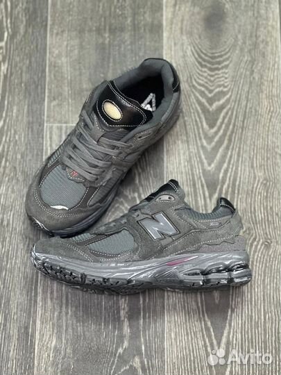Кроссовки New Balance 2002r