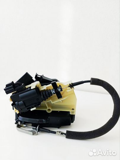 Дверной замок Ford EcoSport 2013-2017