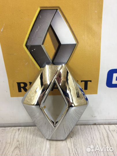 Эмблема перед Значок Renault megane 3