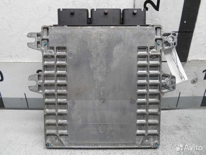 Блок управления двигателем Infiniti FX30d/FX35/FX3