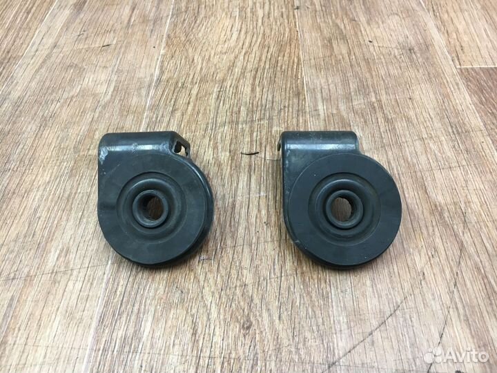 Крепление радиатора Nissan X-Trail II (2007—2011)