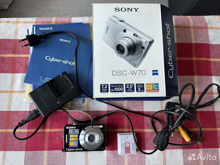 Цифровой фотоаппарат sony cyber shot