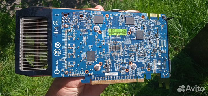 Видеокарта 2gb gddr5