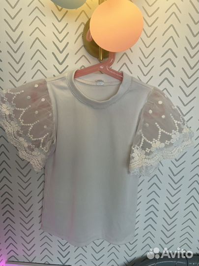 Блузки школьные 3 штуки 128-134рр