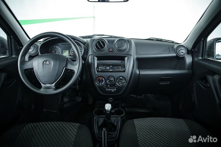 LADA Granta 1.6 МТ, 2018, 38 000 км