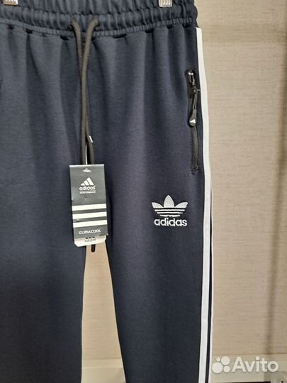 Спортивные штаны adidas на мальчика