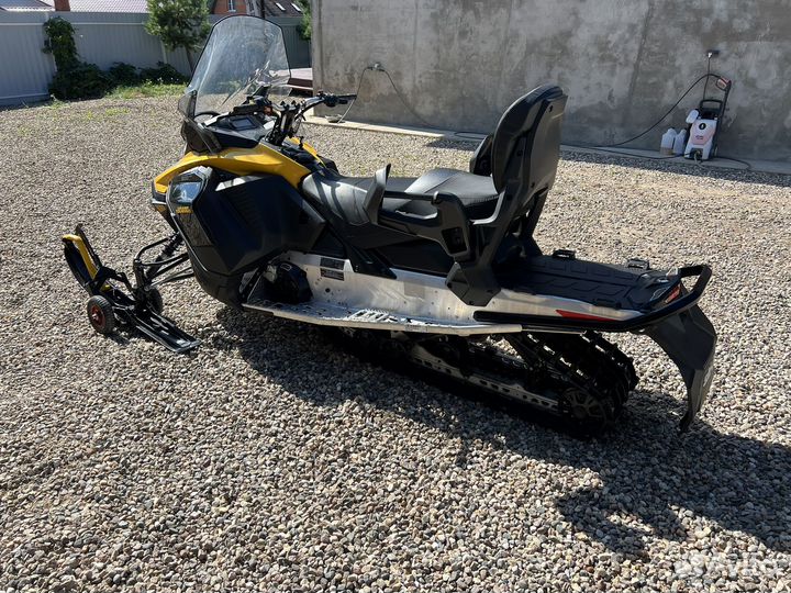 BRP SKI-DOO Grand Touring 900 ACE 2023 год