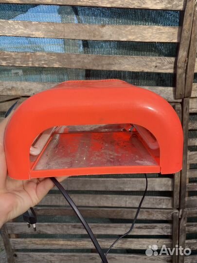 Лампа для ногтей