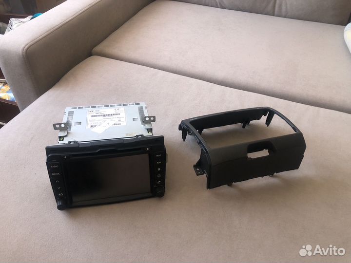 Kia Sportage 2011 Магнитола (оригинал)