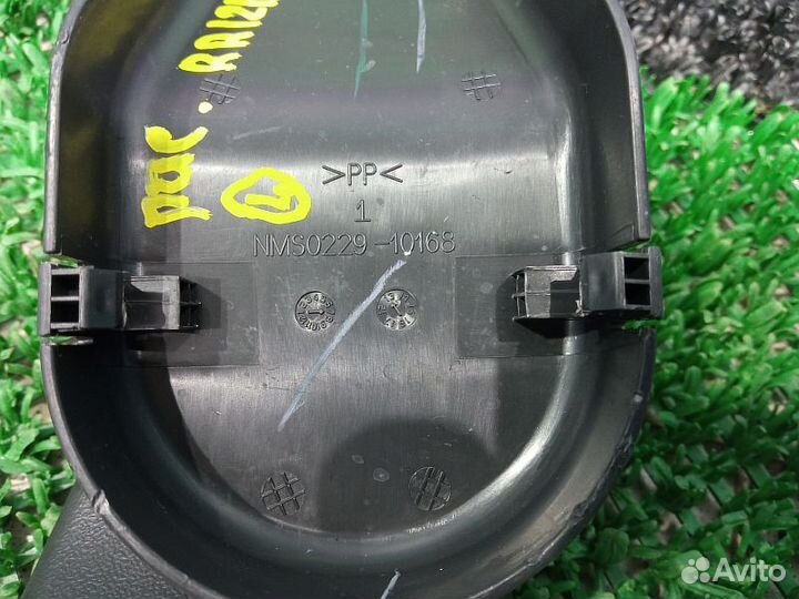 Заглушка крепления сиденья Mitsubishi L200