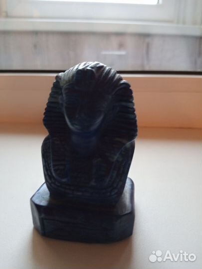 Египетская статуэтка