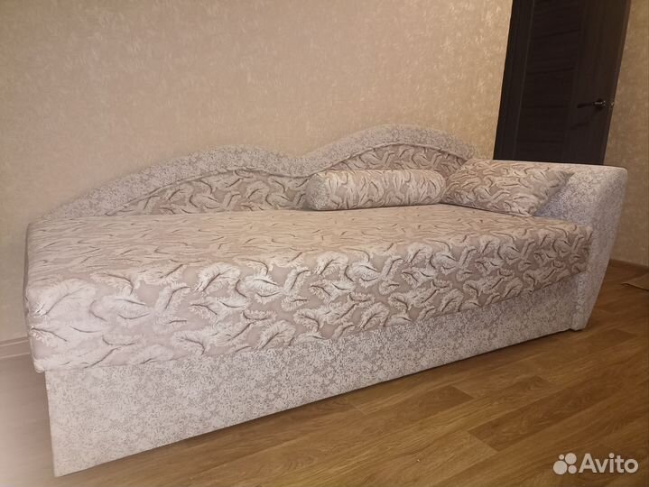 Диван бу