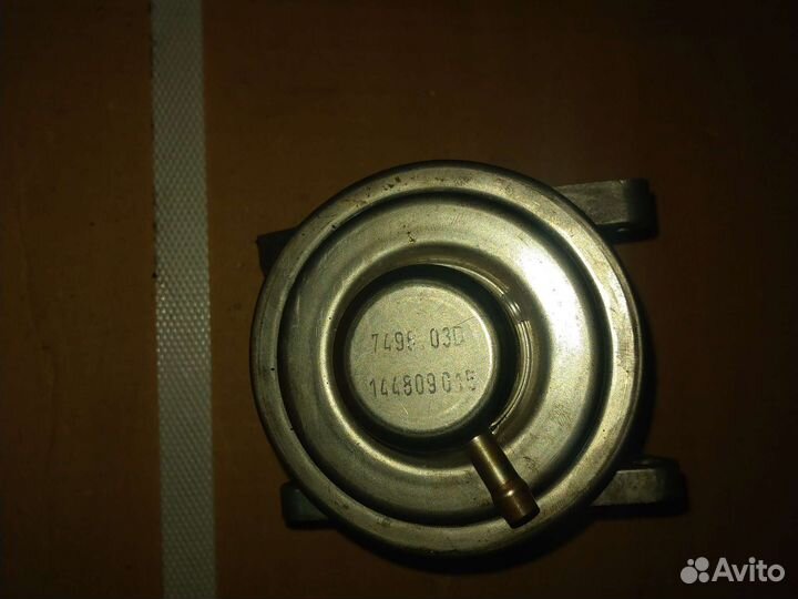 Клапан EGR 038129637D 2.0 TDI BKD VW Audi