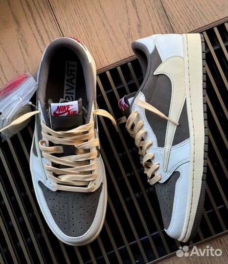 Кроссовки Nike Jordan 1 Low x Scott Travis (40-45)