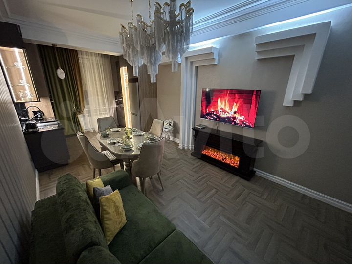 2-к. квартира, 98 м², 7/11 эт.