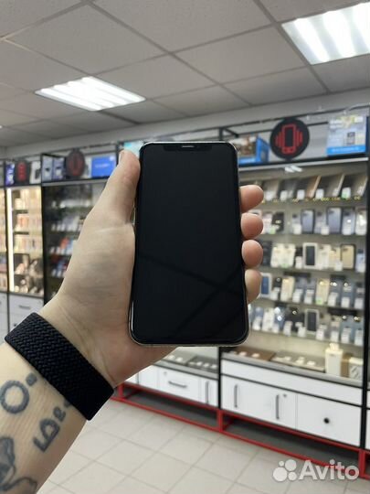 iPhone Xs, 256 ГБ