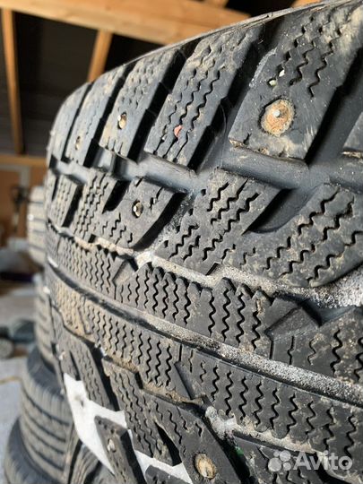 Kumho I'Zen RV Stud KC16 265/70 R16