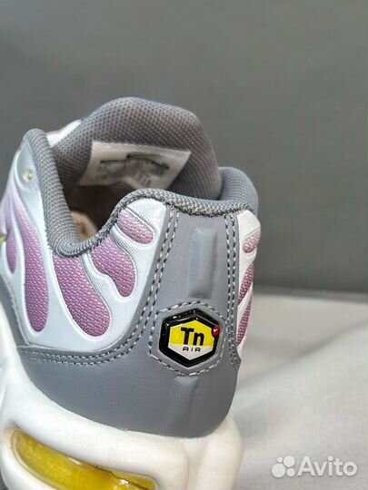 Кроссовки nike air max tn plus