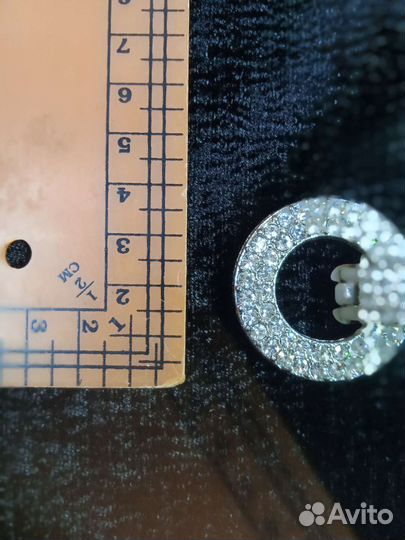 Крючок для шубы со стразами золотой