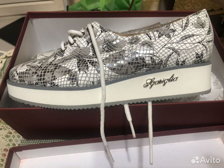 Кроссовки женские 37 размер натуральная кожа