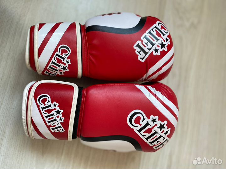 Перчатки боксёрские