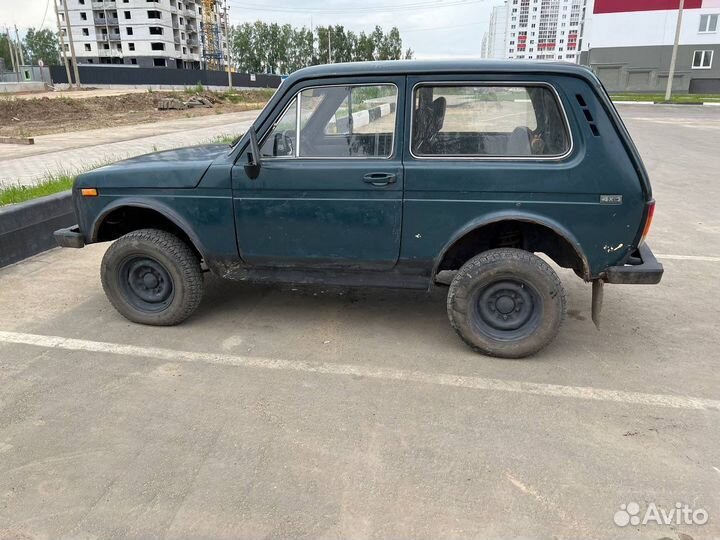 LADA 4x4 (Нива) 1.7 МТ, 1996, 100 000 км