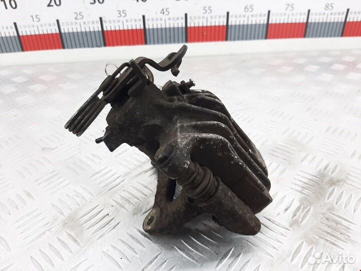 Суппорт задний правый для Volkswagen Passat 5 GP