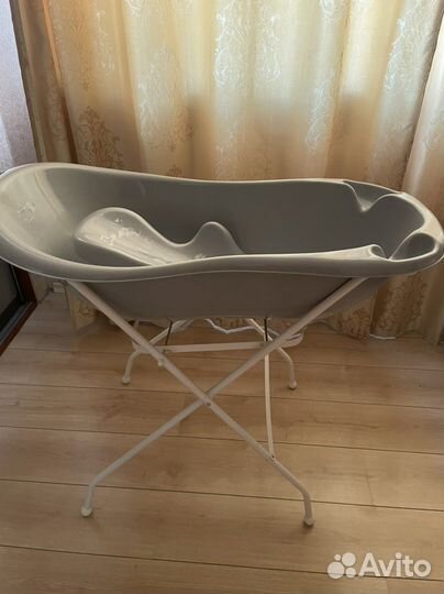 Ванна для купания с горкой