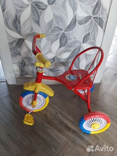 Велосипед трехколесный
