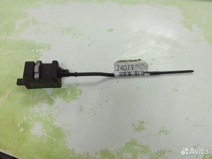 Активатор лючка бензобака BMW 3 series