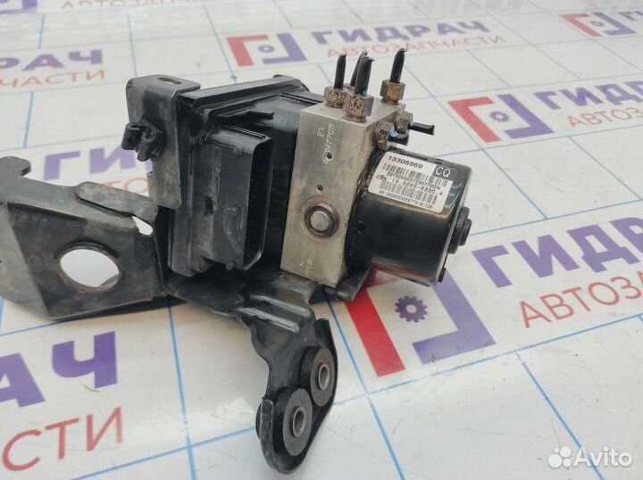Блок ABS Chevrolet Cruze (J300) 13306969