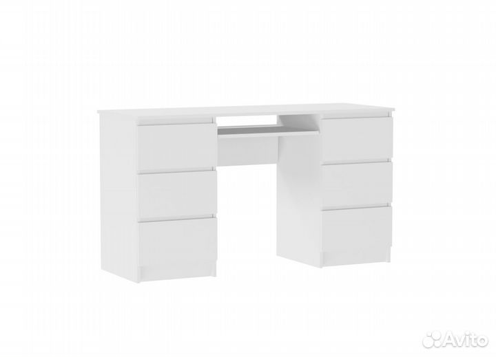 Письменный стол