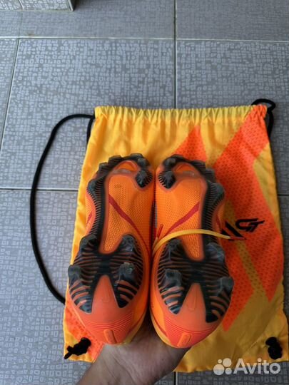 Профессиональные бутсы Nike Phantom GT