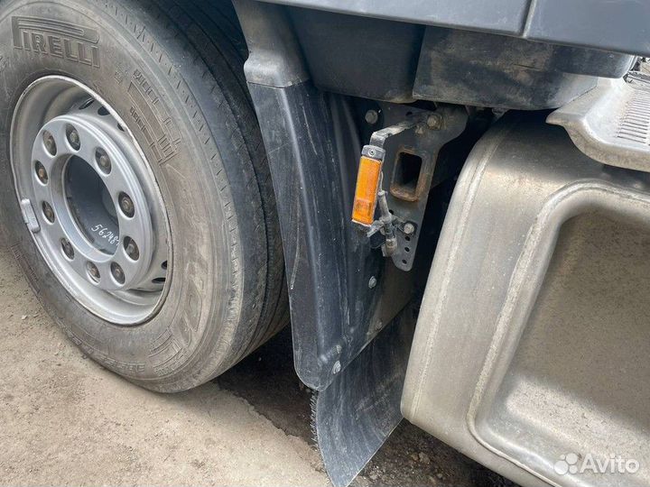 Крыло переднее левое задняя часть Daf XF106