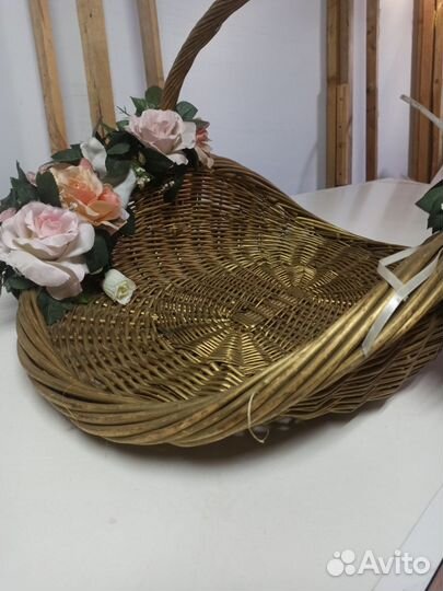 Корзина плетеная большая