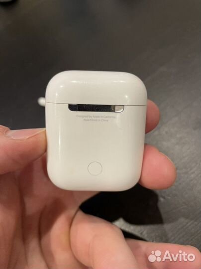 AirPods