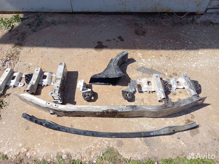 Кронштейн усилитель переднего бампера F30 Bmw 3