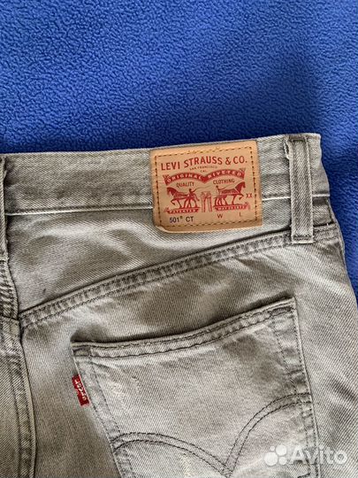 Женские джинсы Levis 501