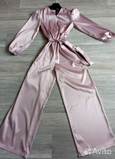 Комбинезон женский