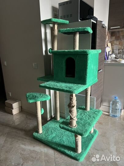 Домик для кошки с когтеточкой бу
