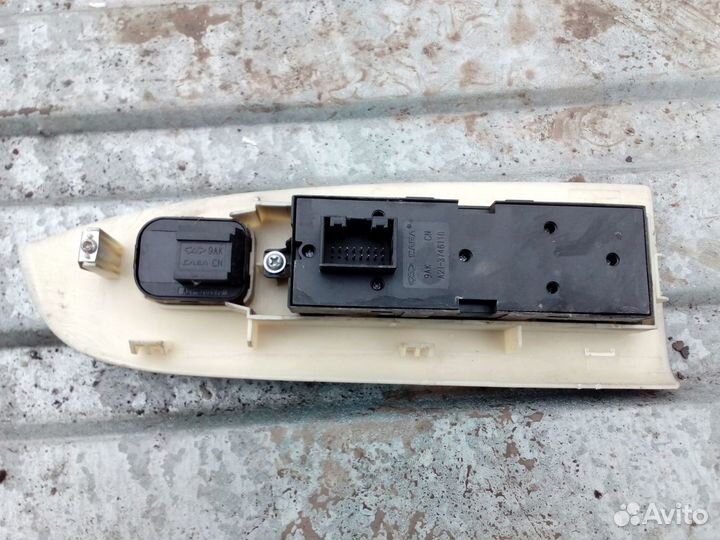 Блок управления стеклоподъемниками Chery Fora A21