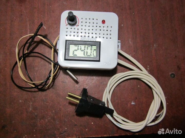 Терморегулятор для брудера