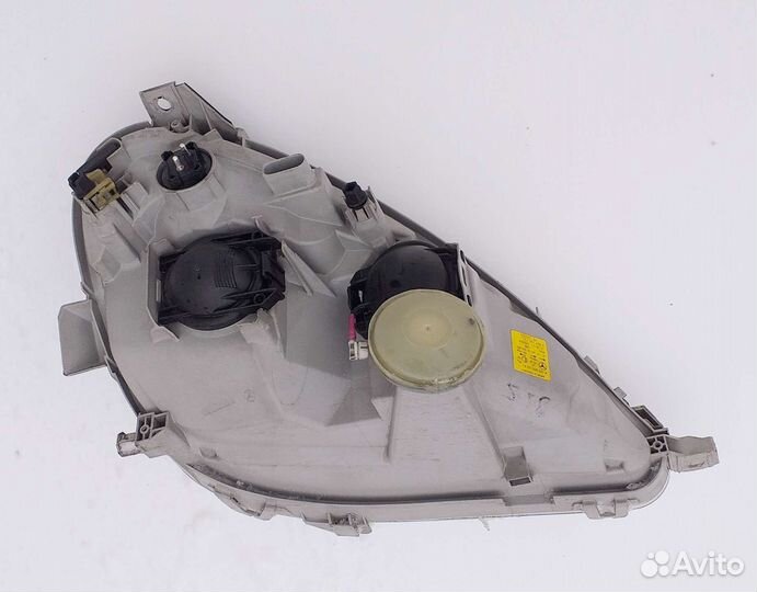 Mercedes-Benz A-Class фара левая
