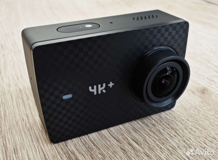 Экшн камера Xiaomi Yi 4k+