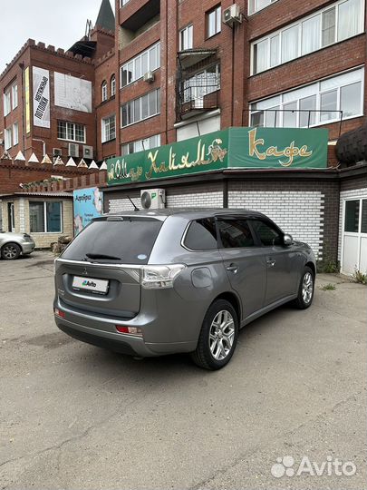 Mitsubishi Outlander 2.0 AT, 2014, 160 000 км