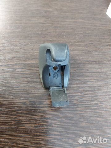 Крючок солнцезащитного козырька Bmw X5 4.8I E70