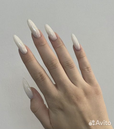 Маникюр, педикюр, наращивание ногтей