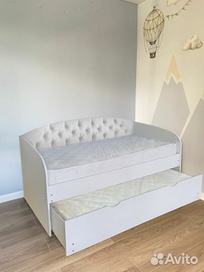 Кровать велюр детская выдвиж спальн лдсп