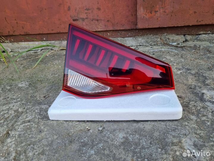 Фонарь левый в крышку KIA RIO X LED