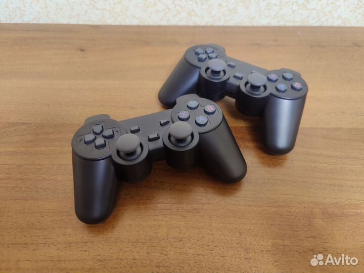 Комплект джойстиков для игровой консоли